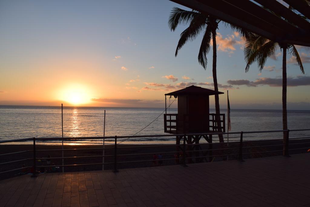 Apartamento Atlantico Playa 1 Apartment Puerto De Naos ภายนอก รูปภาพ